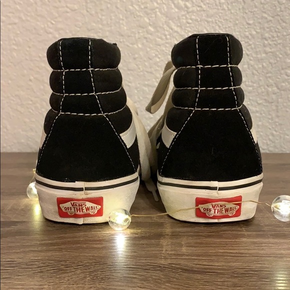 Vans - Picture 4 of 7